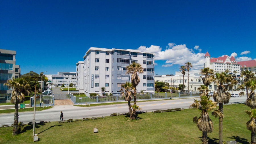 2 Bedroom Property for Sale in Summerstrand Eastern Cape